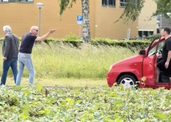 VIDEO: Verkeersruzie in Almere loopt uit de hand en wordt op eigen wijze opgelost