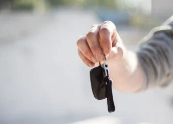 Full operational lease: zorgeloos zakelijk rijden in stijl