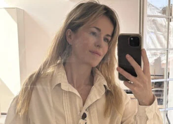 VIDEO: Josje Huisman laat nieuwe nachtkleding zien in samenwerking met ‘Marie-Jo’