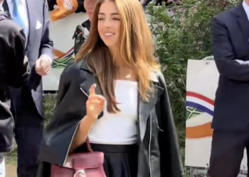 FOTO’S: Deze foto’s van prinses Alexia blijven viral gaan op social media