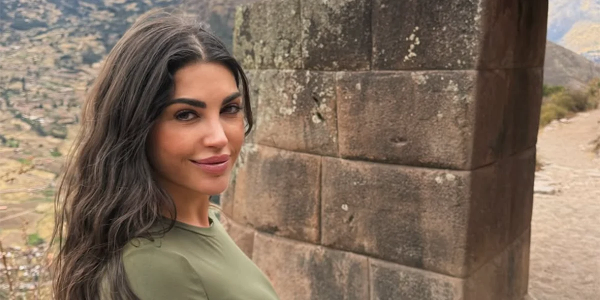 Yolanthe Cabau 1