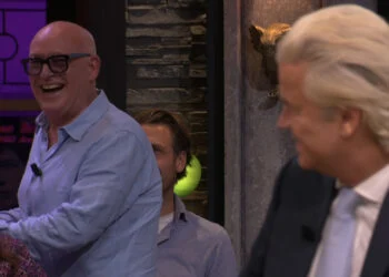 VIDEO: René van der Gijp grijpt in bij Vandaag Inside met Wilders: ‘Dat mes is wel héél flink hoor!’