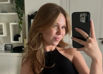 VIDEO: TikTokster Rhode Kok heeft een nieuwe sportlegging en iedereen mag het weten