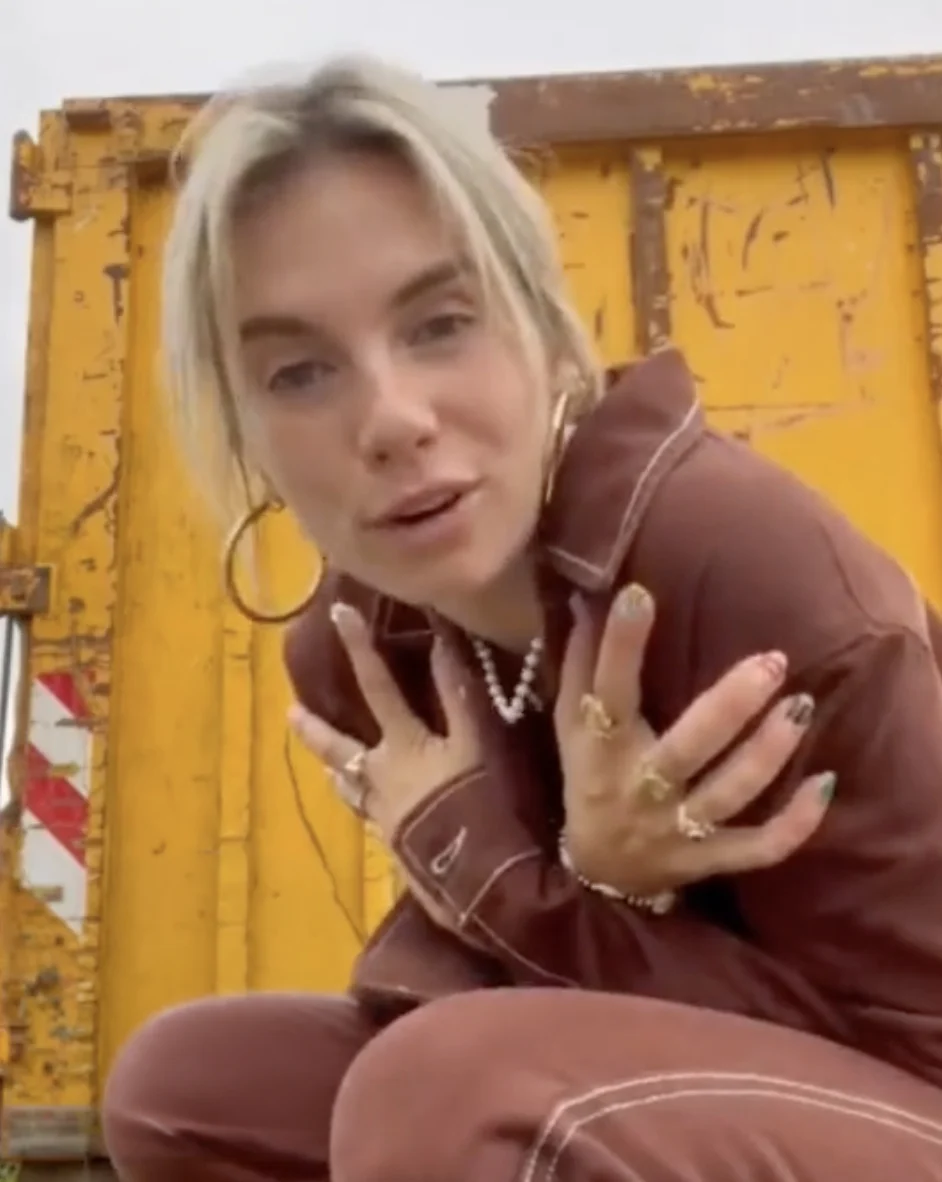 Maan