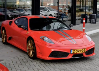 Bizar: Ferrari’s blijken een van de beste investeringen om nu te doen (€120.000+)